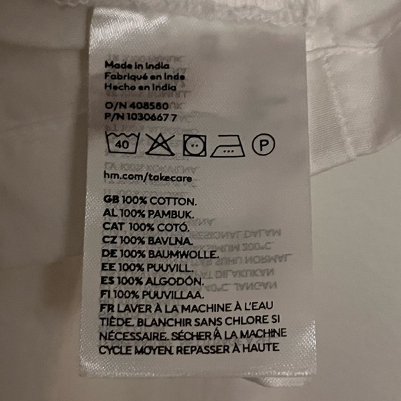 H&M Cropped Button Up - Picture 3 of 4